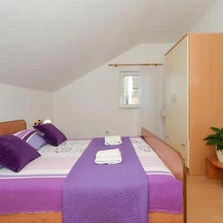 Apt Jakov - Close To Sea & Parking Daire