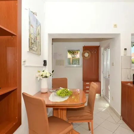 Apt Jakov - Close To Sea & Parking * Trogir